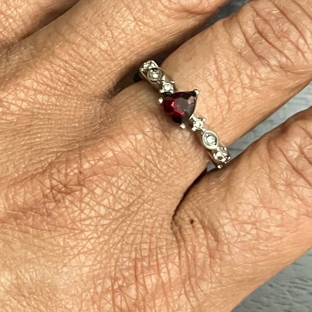 Red Heart & White Zirconia Silver-tone Custome Ring Size 7